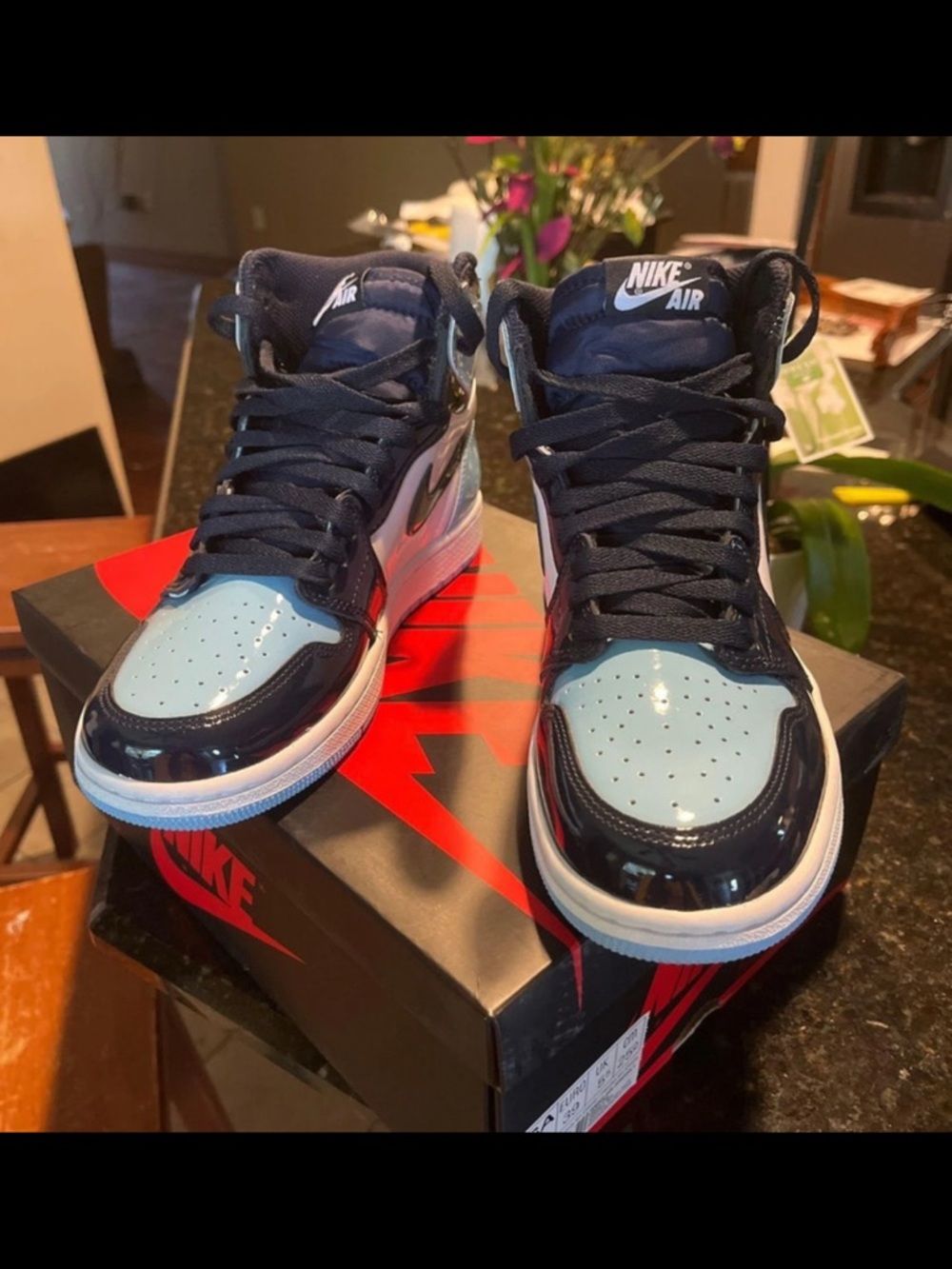 Air Jordan 1 Retro High OG Blue Chill